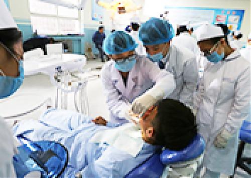 石家莊北方醫學中等專業學校口腔修復實訓課